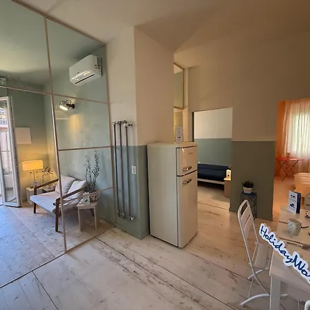 דירה House Farorosmarino By World קיאברי